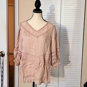 Light Pink Belldini Brand Size Large Woman's top with lace design